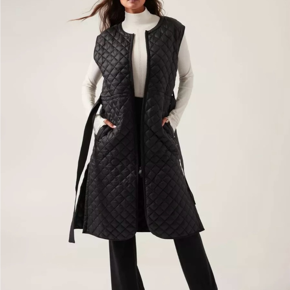 Athleta Whisper Featherless Black Belted Long Puffer Vest With Pockets Sz Small